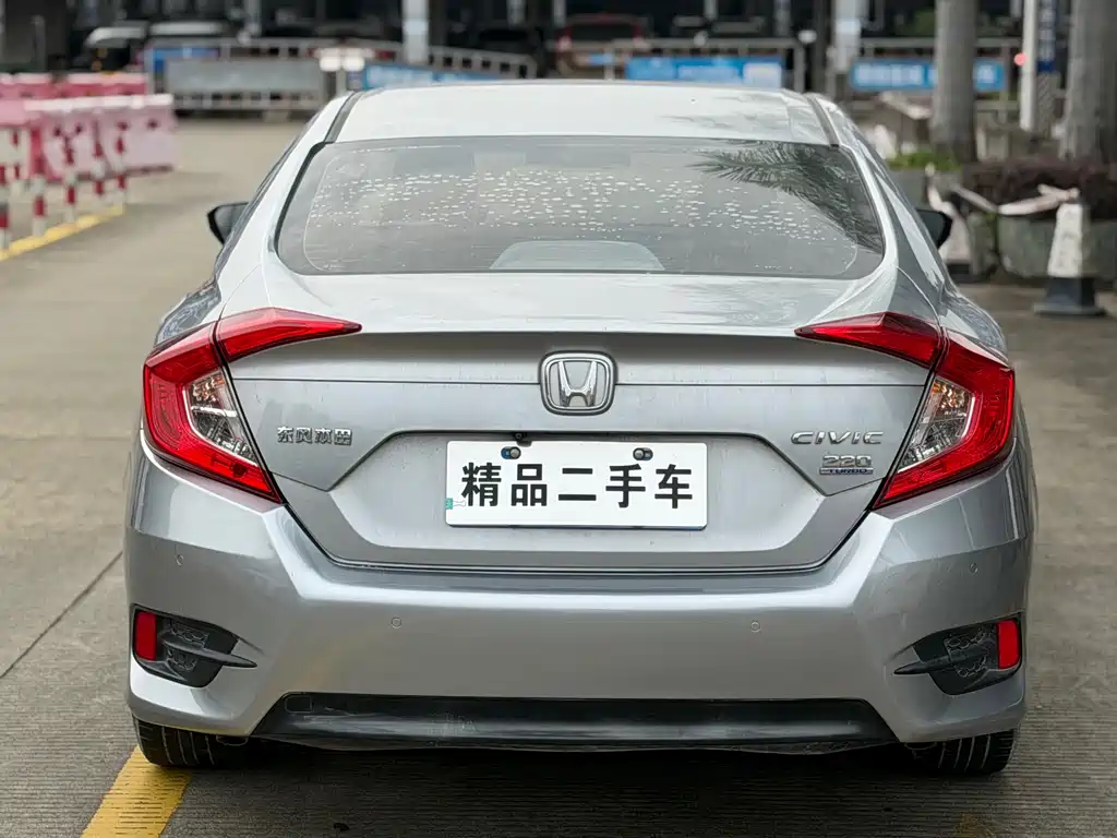Honda Civic 2020 — фото 8