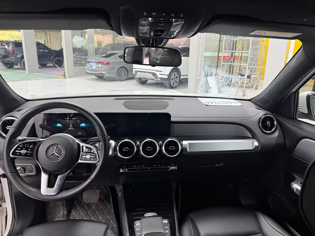 Mercedes-Benz GLB 2022