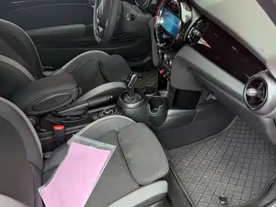 MINI MINI 2024