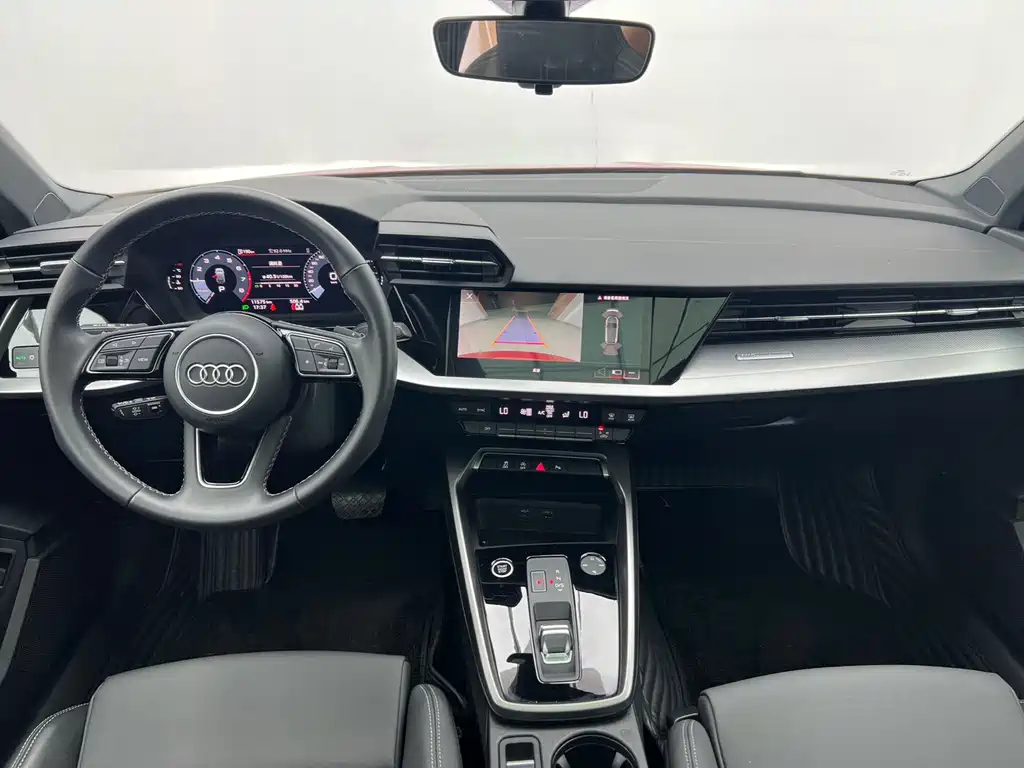 Audi A3 2023 — фото 16