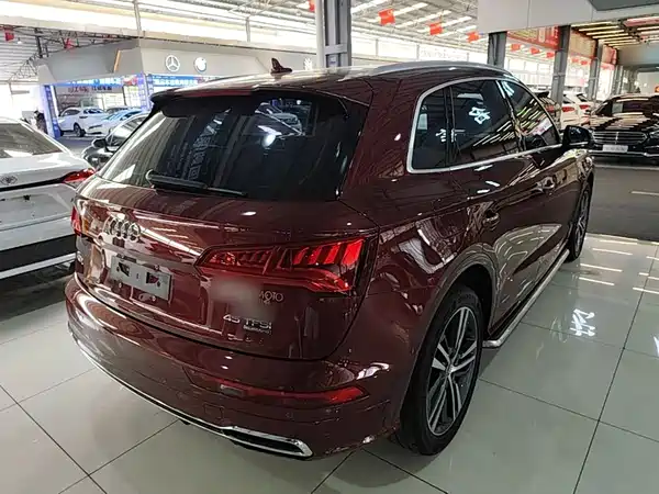 Audi Q5L 2019