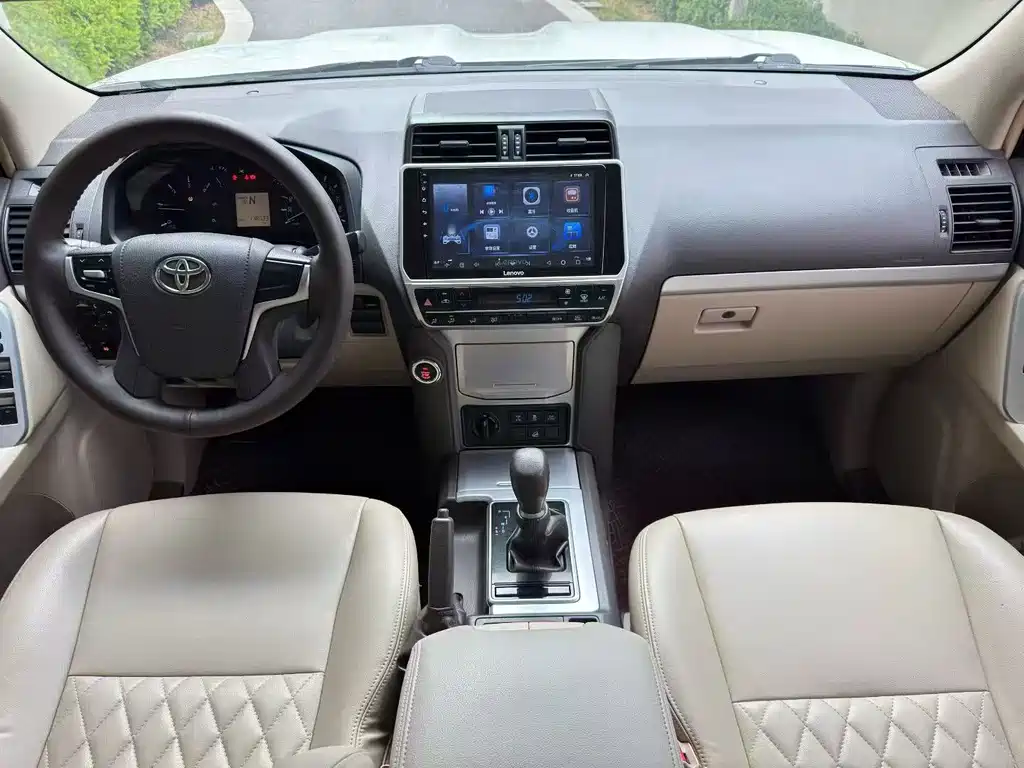 Toyota Prado 2019 — фото 6