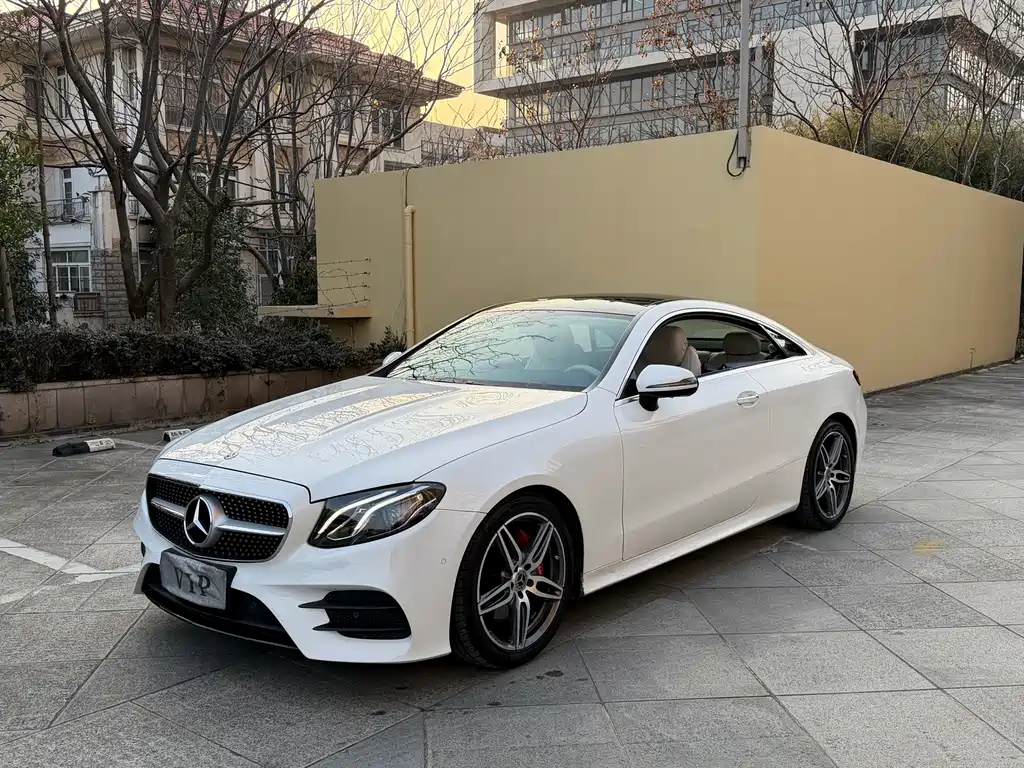 Mercedes-Benz E-Class 2021