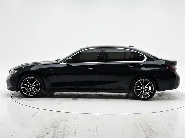 BMW 3 Series 2023