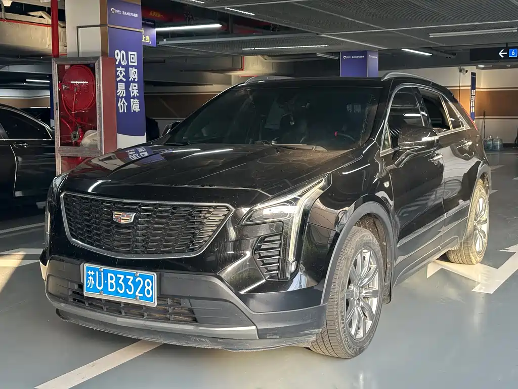 Cadillac XT4 2019 — фото 1