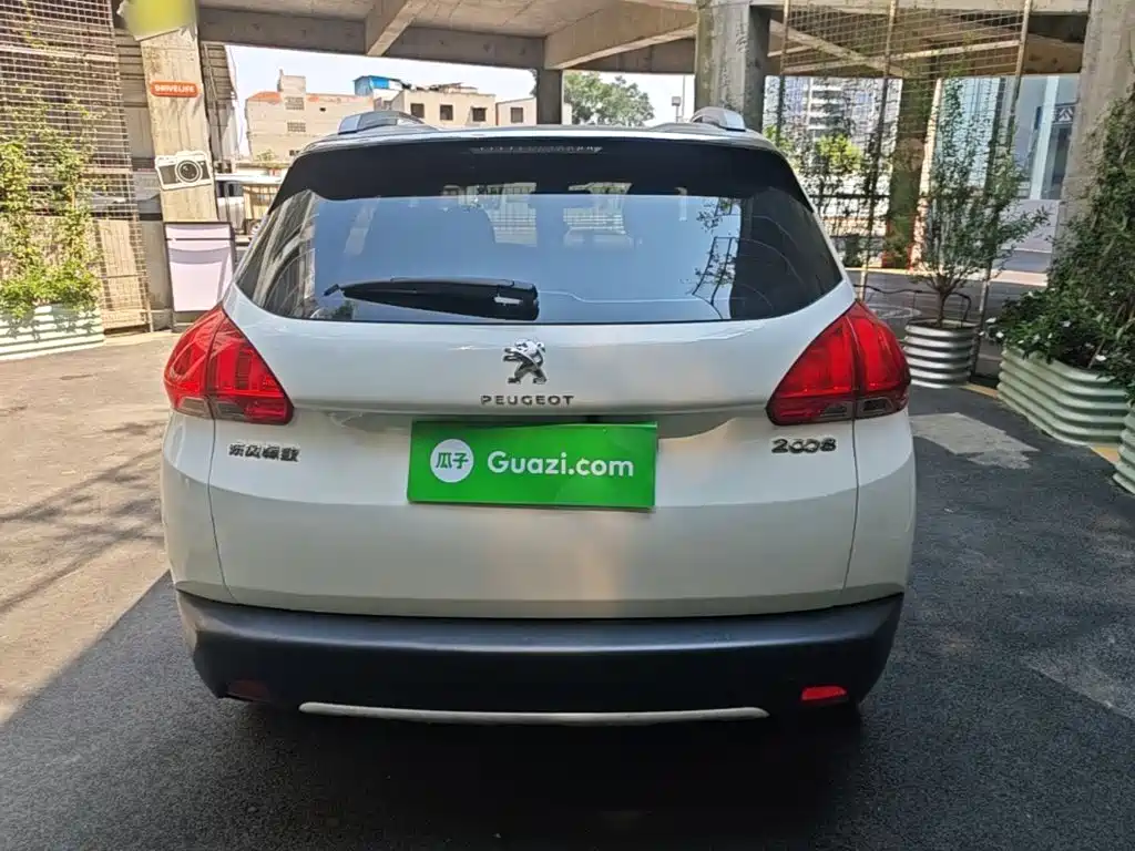 Peugeot 2008 2015