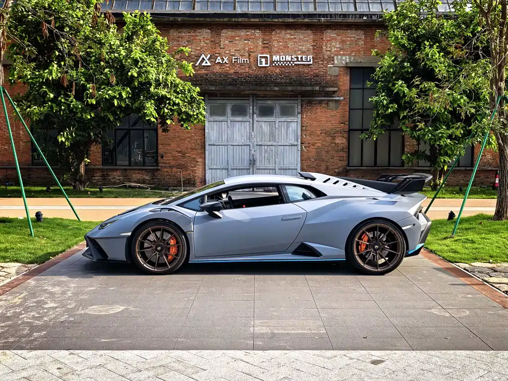Lamborghini Huracan 2021 — фото 3