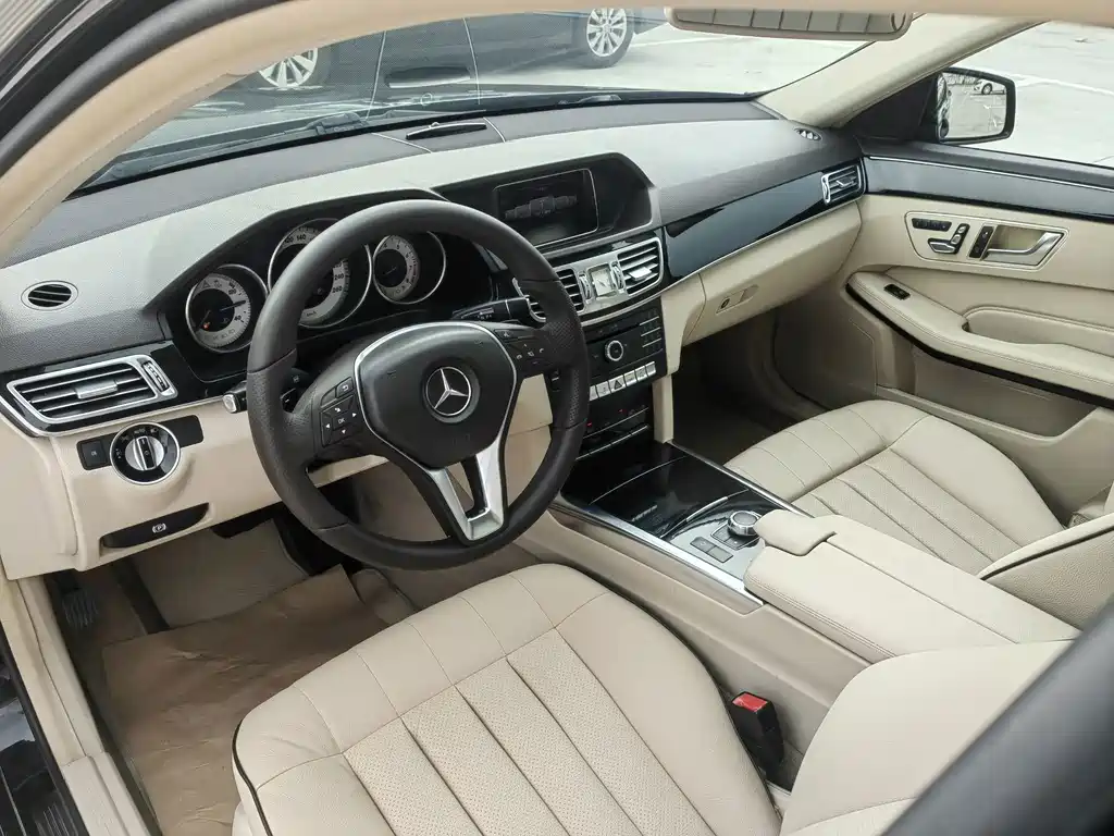 Mercedes-Benz E-Class 2015 — фото 2