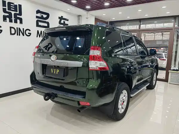 Toyota Prado 2016