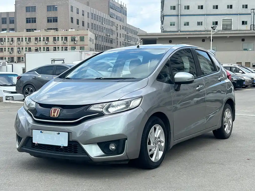 Honda Fit 2015 — фото 1