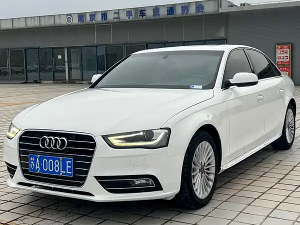 Audi A4L 2016