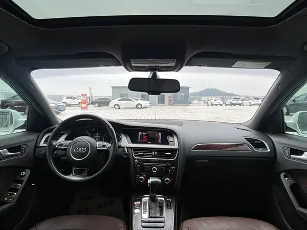Audi A4L 2016