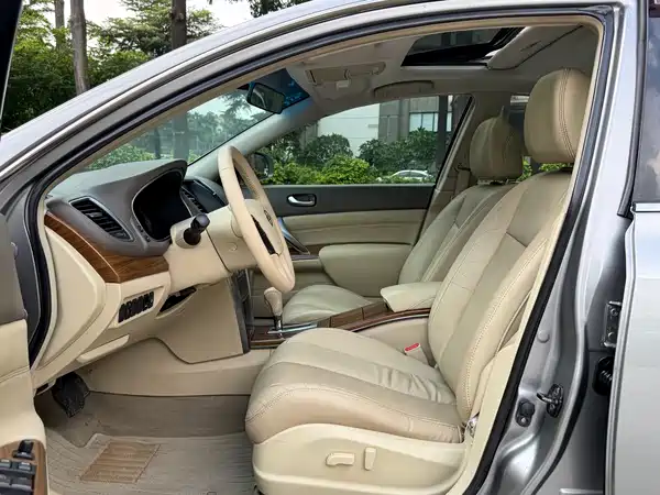 Nissan Teana 2012