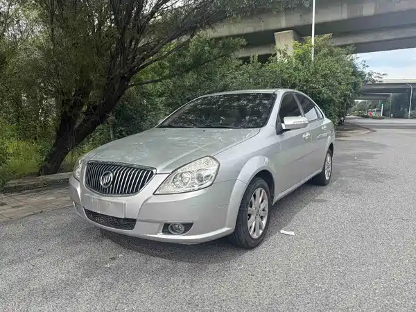 Buick Excelle 2012