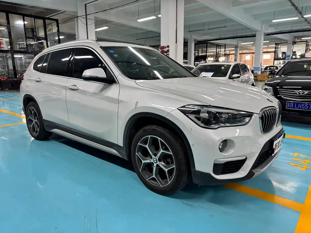 BMW X1 2019 — фото 3