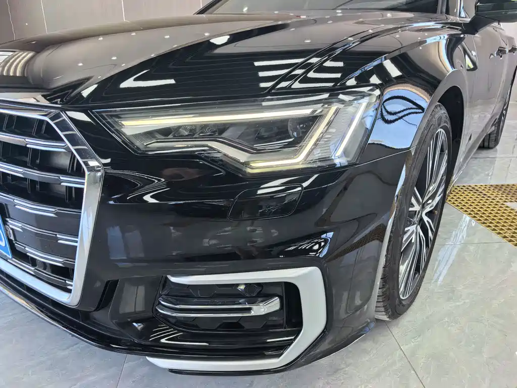 Audi A6L 2023 — фото 13