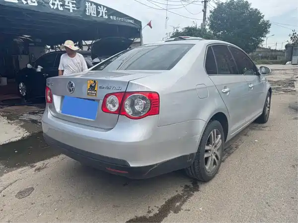Volkswagen Sagitar 2009