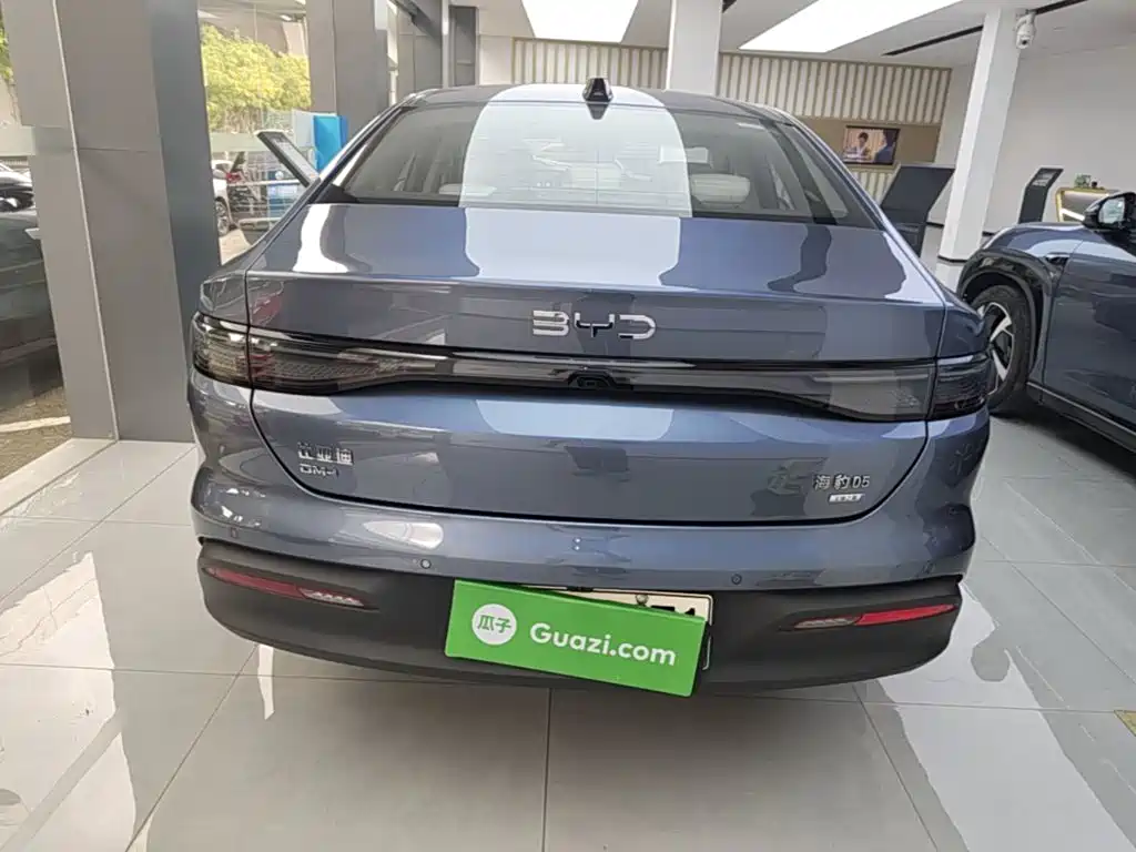 BYD Seal 05 DM-i 2025 — фото 6