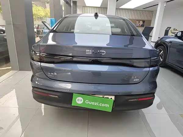 BYD Seal 05 DM-i 2025