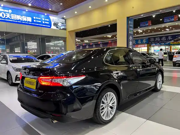 Toyota Camry 2018
