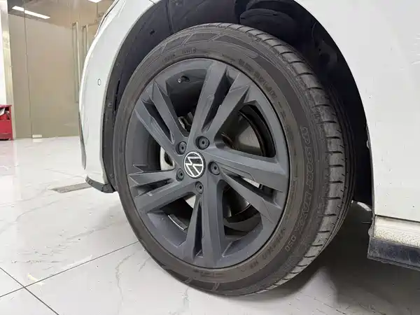 Volkswagen Golf 2022
