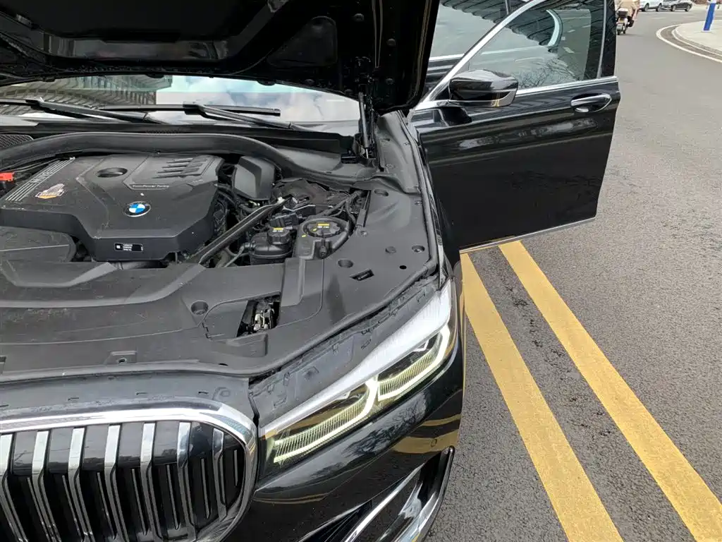 BMW 7 Series 2021 — фото 18