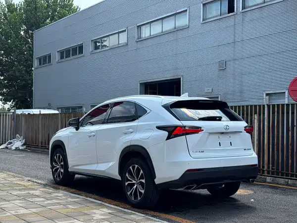 Lexus NX 2017