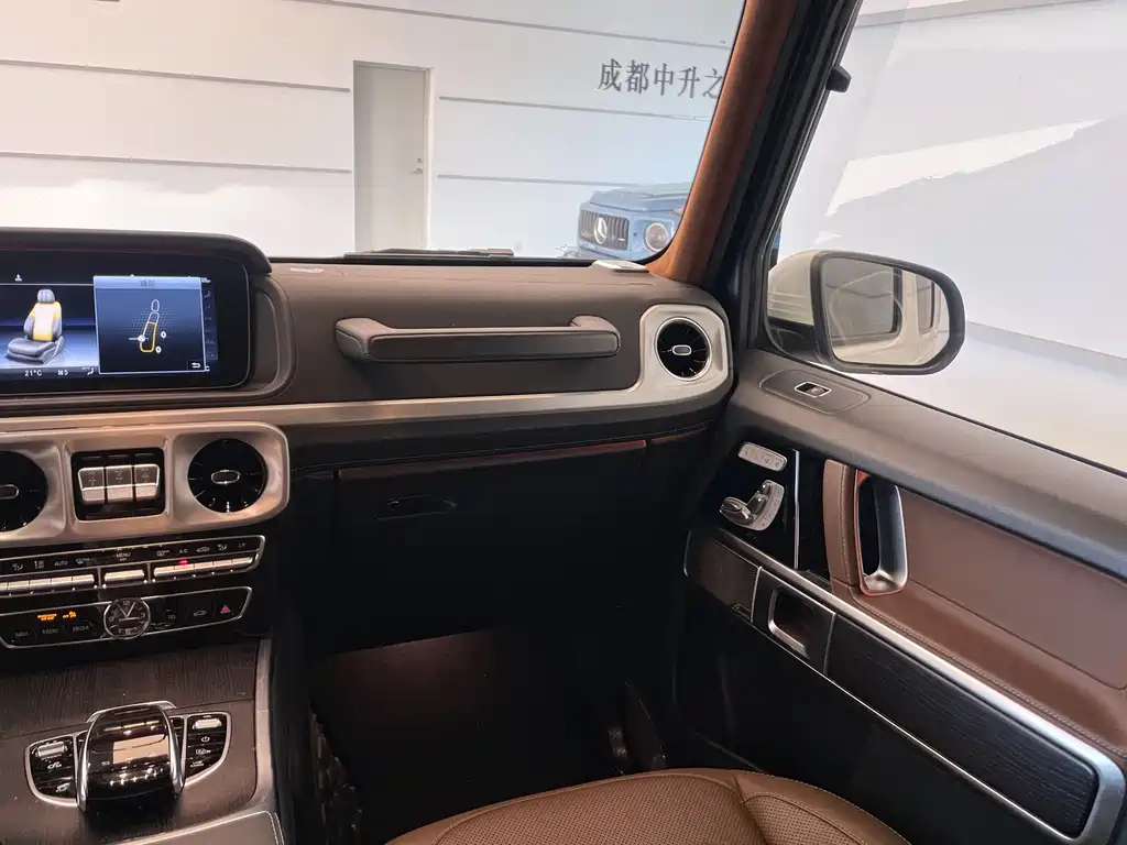 Mercedes-Benz G-Class 2021 — фото 10