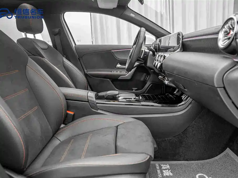 Mercedes-Benz A-Class 2023 — фото 15