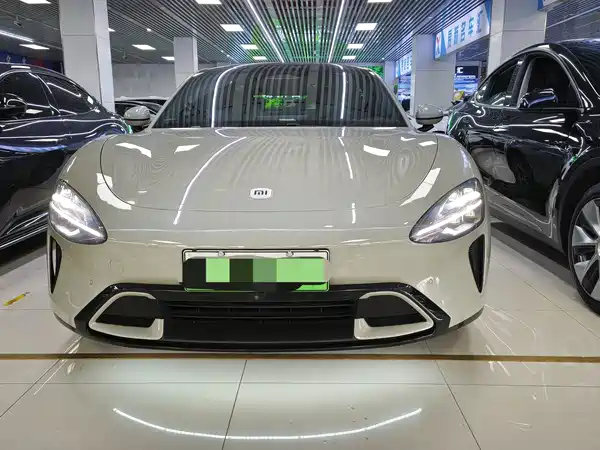 Xiaomi SU7 2025