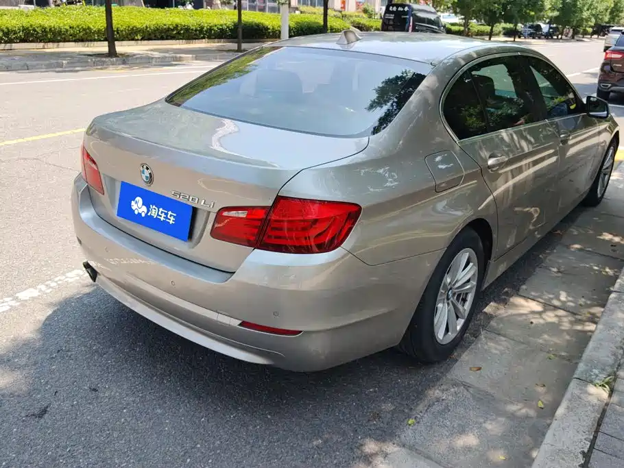 BMW 5 Series 2012