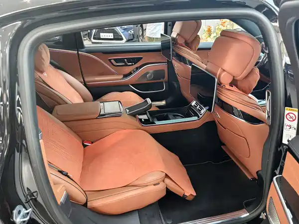Mercedes-Benz Maybach S-Class 2023