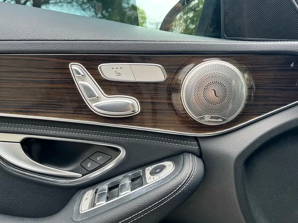 Mercedes-Benz C-Class 2018 — фото 9