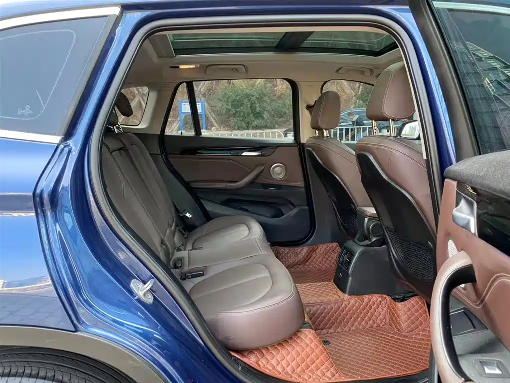 BMW X1 2022 — фото 13