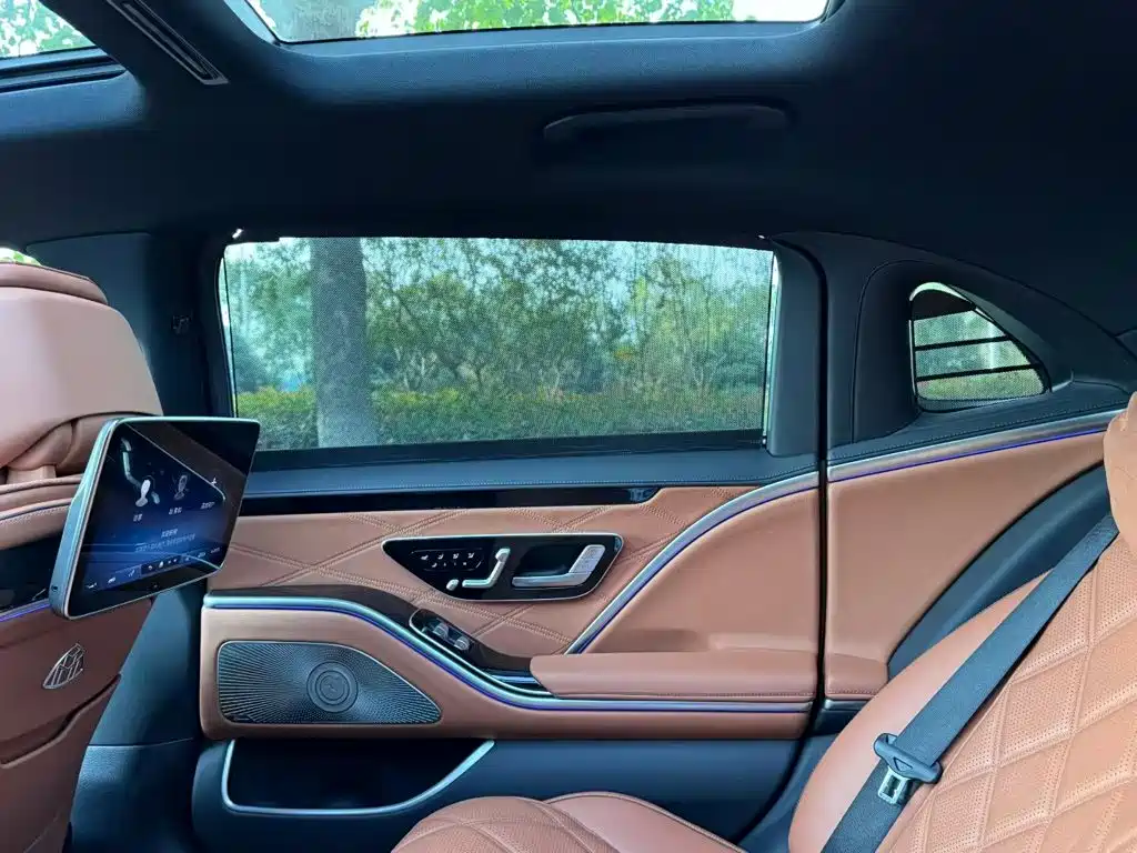 Mercedes-Benz Maybach S-Class 2023 — фото 8