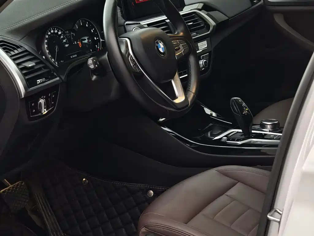 BMW X3 2019 — фото 5