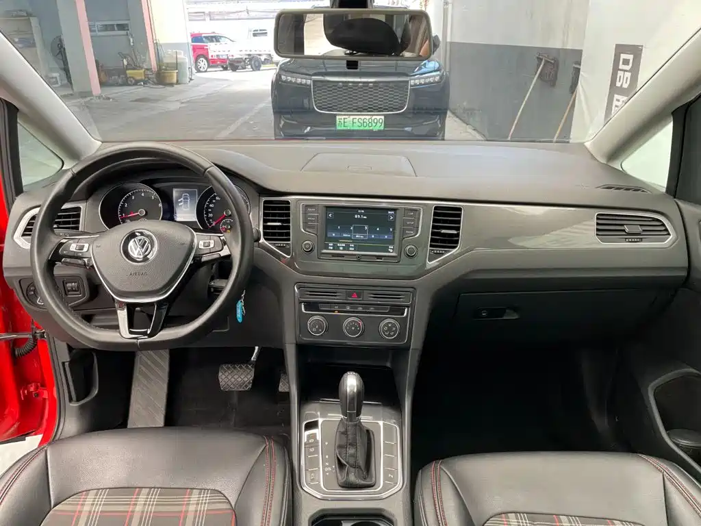 Volkswagen Golf Jialu 2017 — фото 8