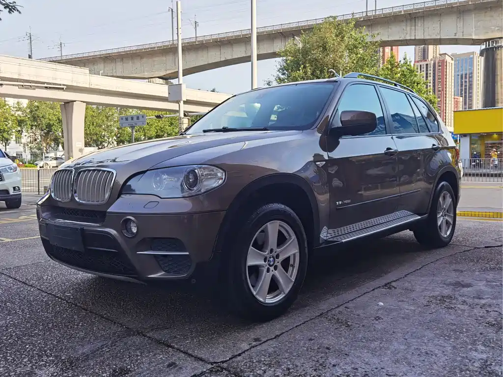 BMW X5 2013 — фото 1