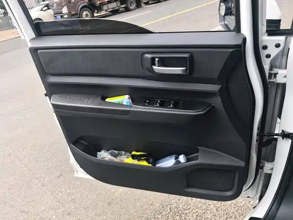 Wuling Hongguang PLUS 2023