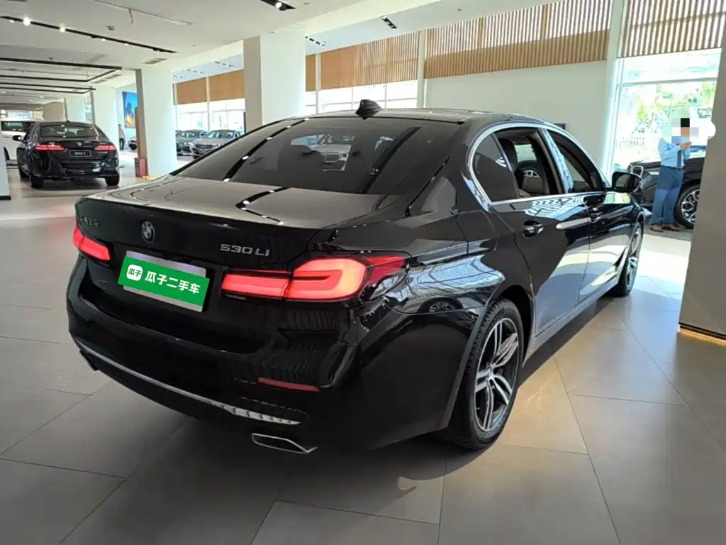 BMW 5 Series 2022