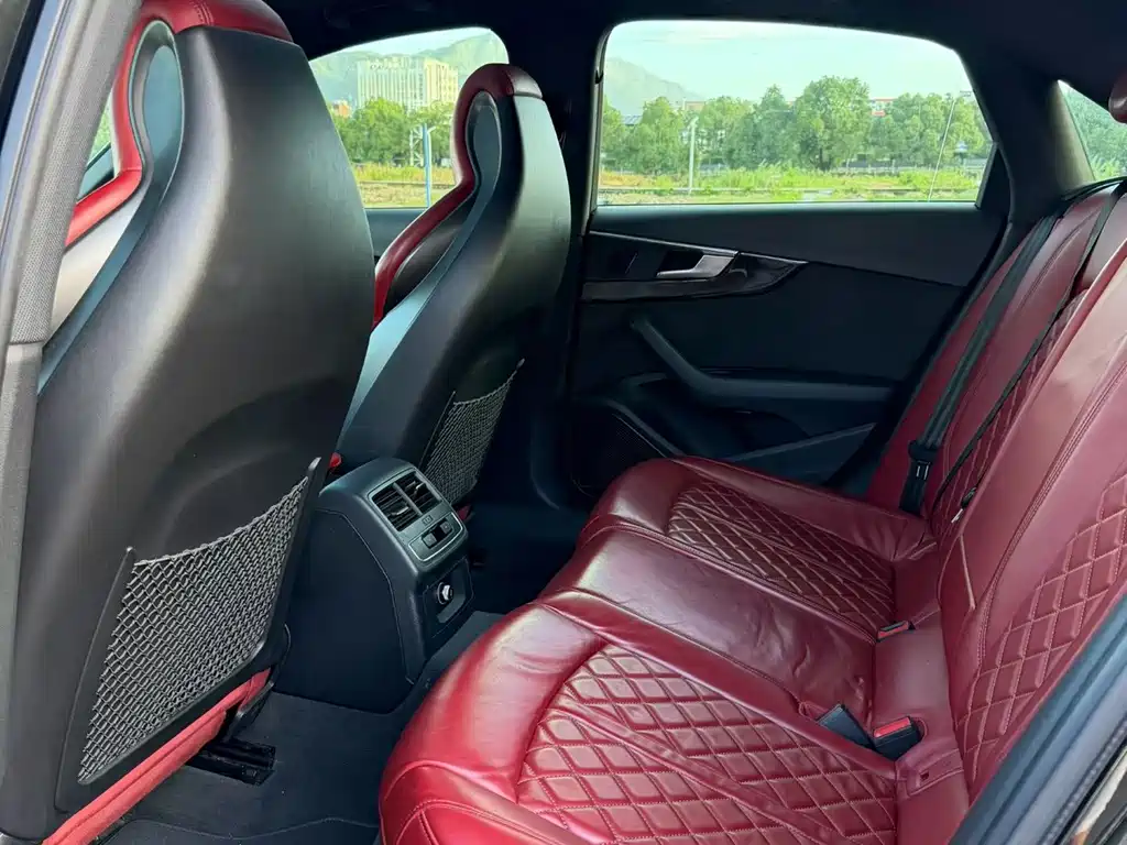 Audi S4 2019