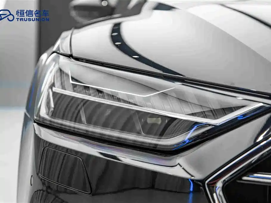 Audi A7L 2025 — фото 10