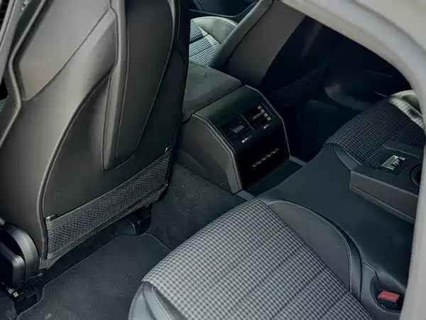 Porsche Panamera 2025