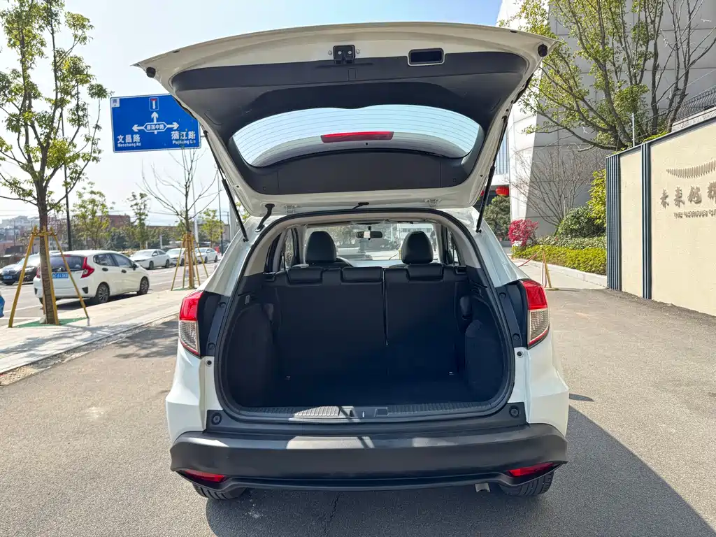 Honda Vezel 2020 — фото 14