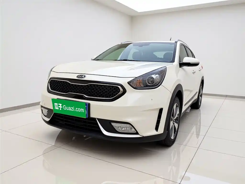 Kia Niro 2017 — фото 2