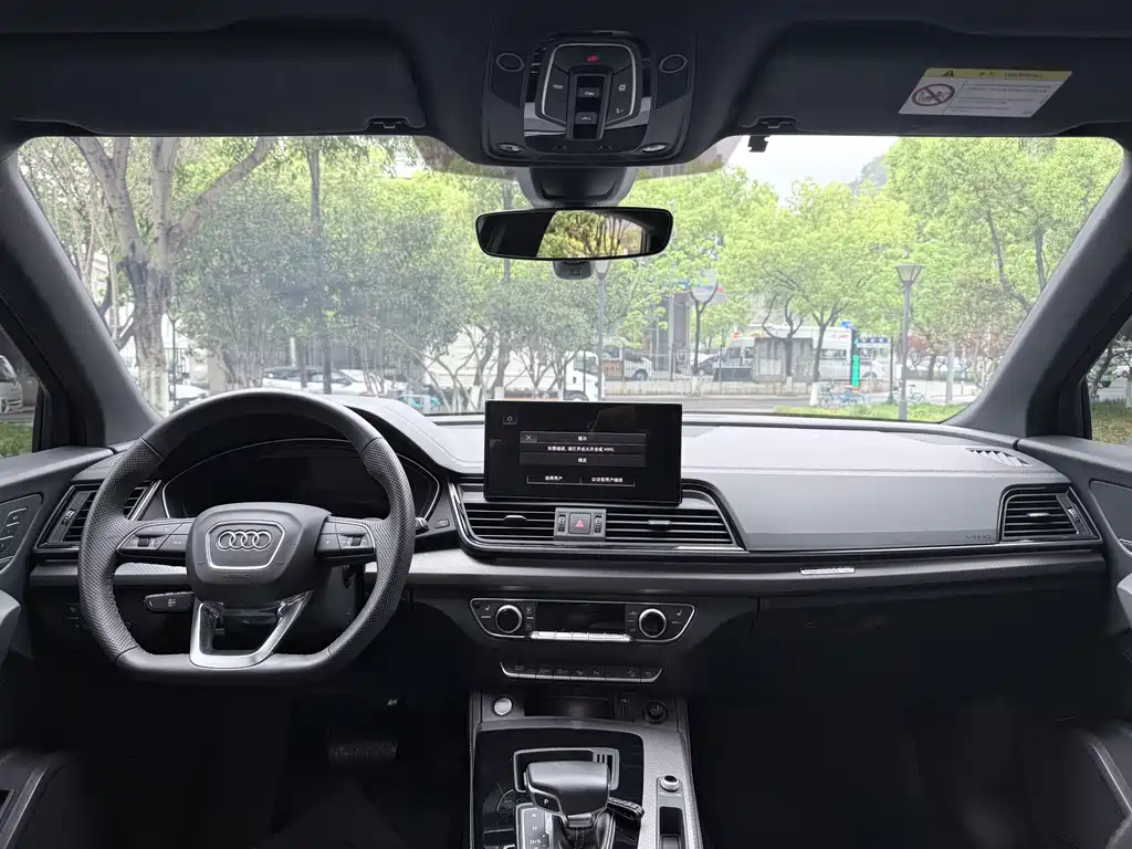Audi Q5L Sportback 2022 — фото 7
