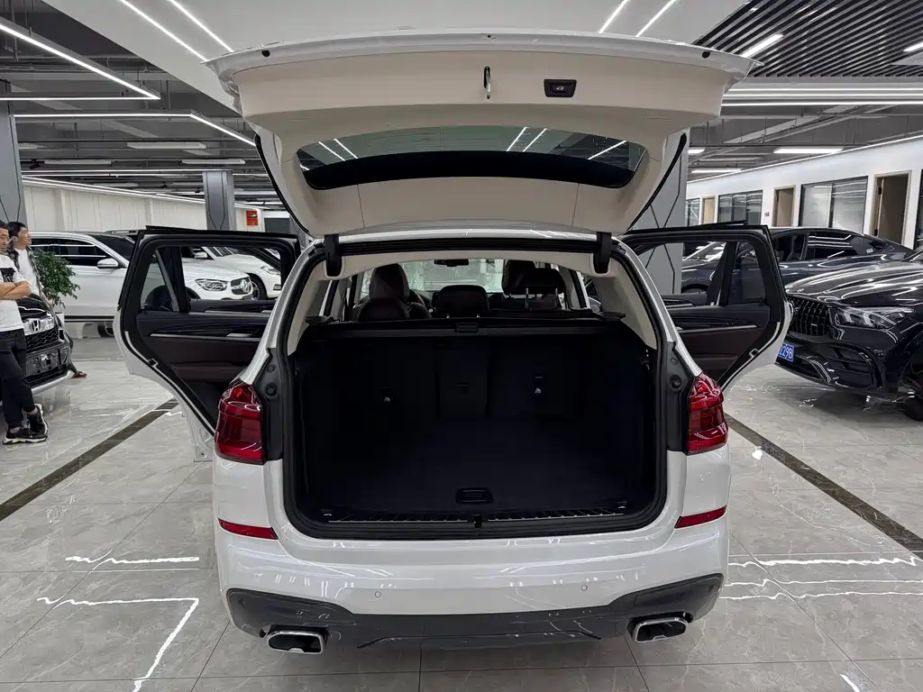 BMW X3 2018 — фото 15