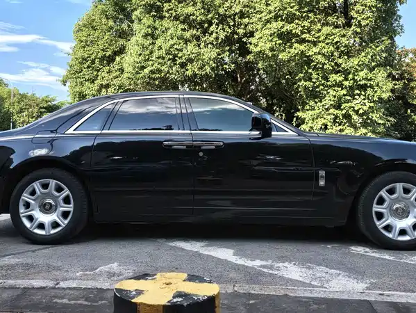 Rolls-Royce Ghost 2013