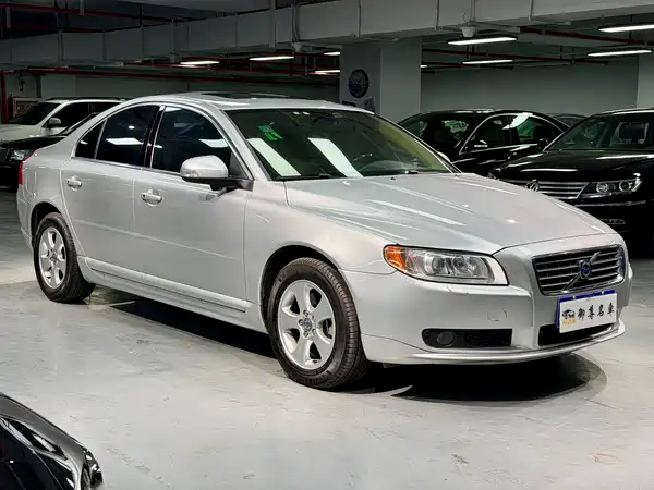 Volvo S80L 2009