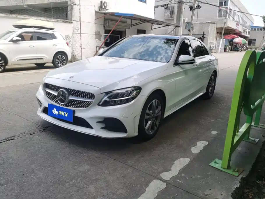 Mercedes-Benz C-Class 2021